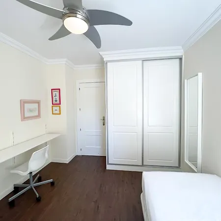 Appartement 150 M From El Palo Beach, *
