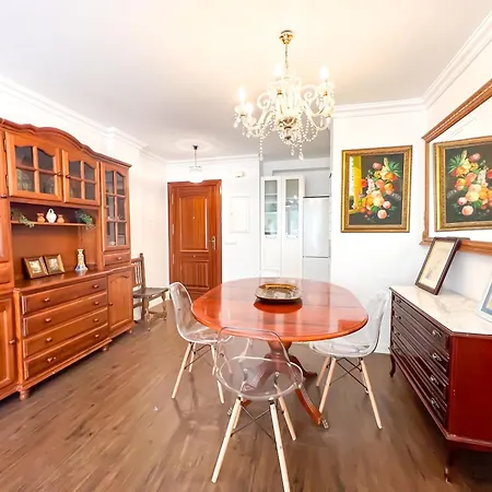 Appartement 150 M From El Palo Beach, Málaga