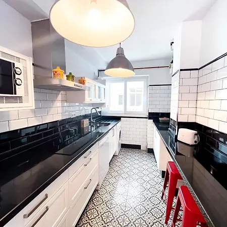 Appartement 150 M From El Palo Beach, *